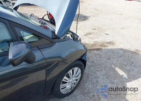 2011 Ford Fiesta Se z USA, uszkodzony, nr VIN 3FADP4BJ6BM198468